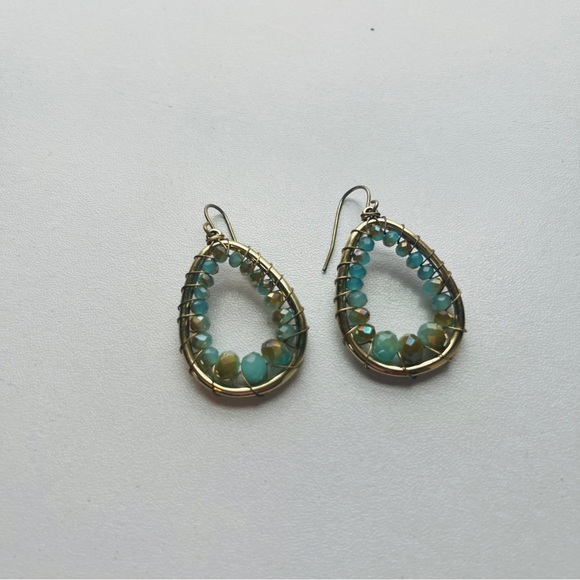 Antique-Inspired Seafoam Teardrop Dangle Earrings - Picture 4 of 5